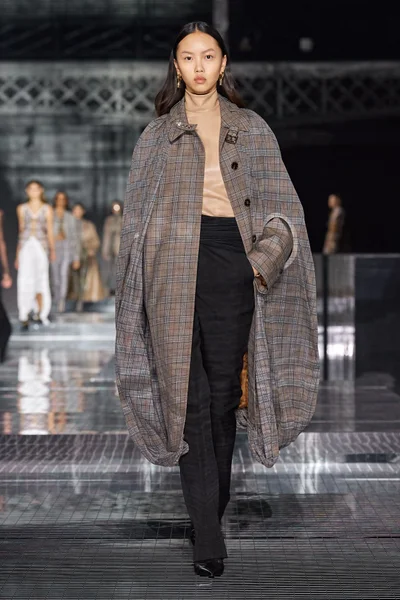 Look 39